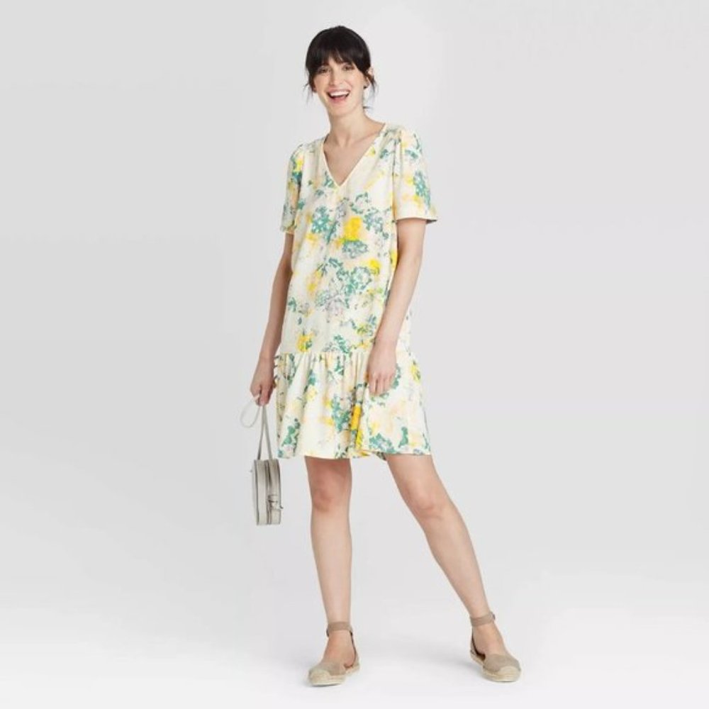 Floral Print Short Sleeve Ruffle Hem Dress - NWOT